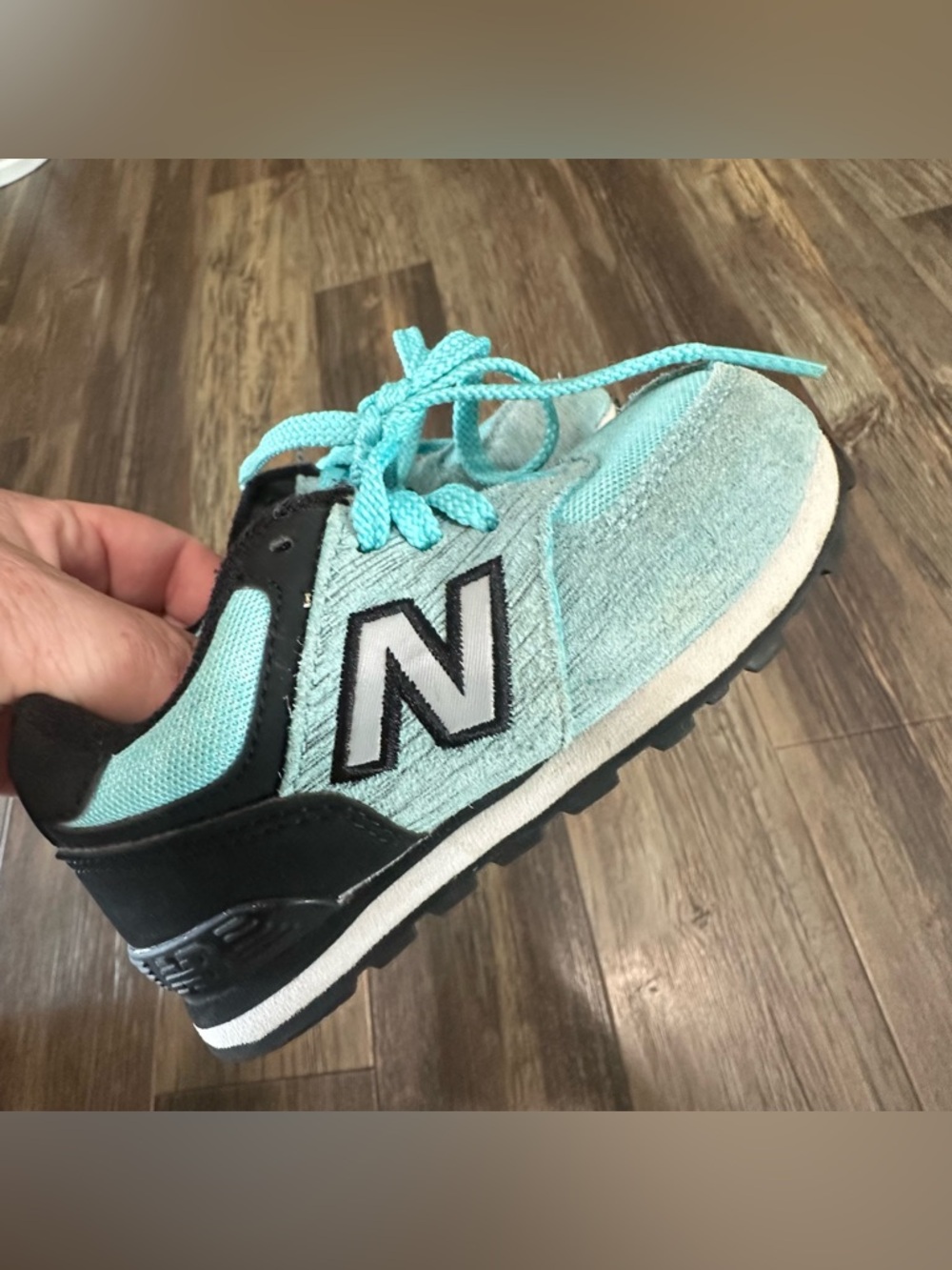 New Balance 574 aqua blue and black lace up sneakers toddler 7 boy or girl